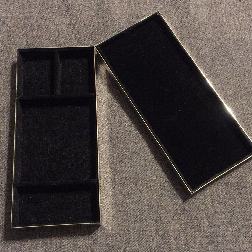 Kate Spade New York 8” Lenox vanity box - Picture 6 of 10
